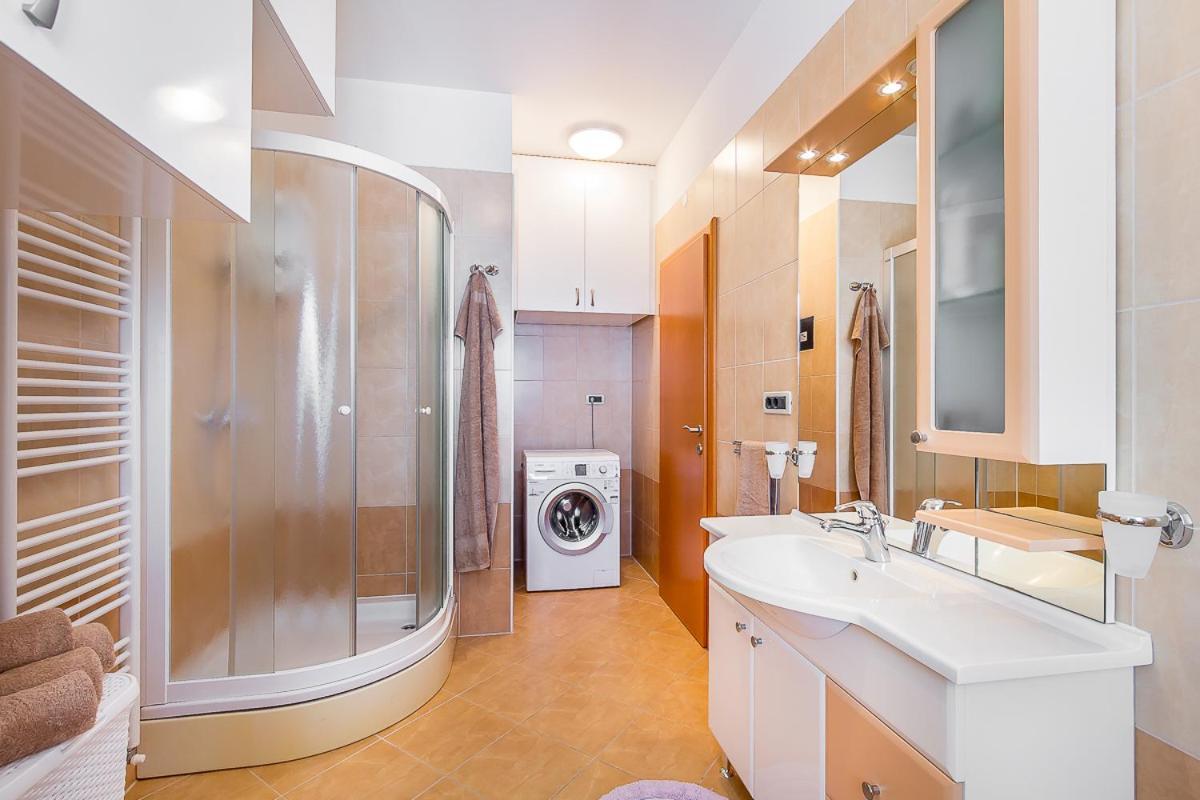 מדולין Apartment Igor 3 **** מראה חיצוני תמונה